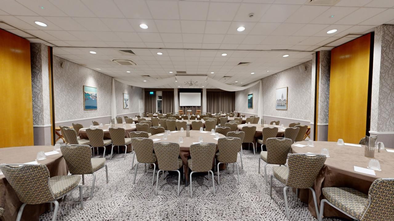 North Lakes Meeting Room